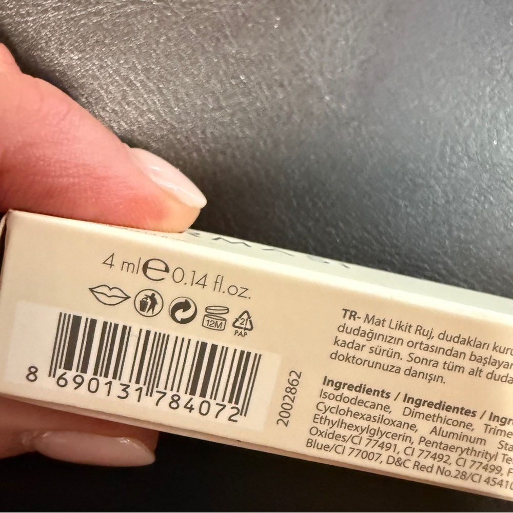 NWOT FARMASI LIQUID MATTE LIPSTICK TERRA RED BROWN RUST COLOR - Picture 8 of 8